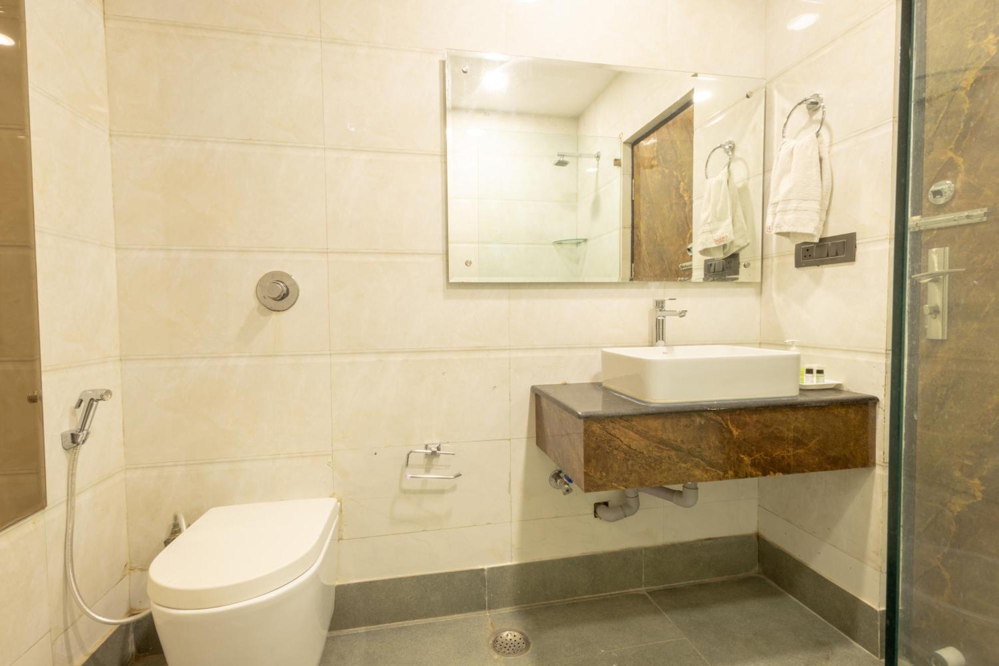 Hotel Cosmo Near Blk Hospital Karol Bagh Delhi  Ngoại thất bức ảnh