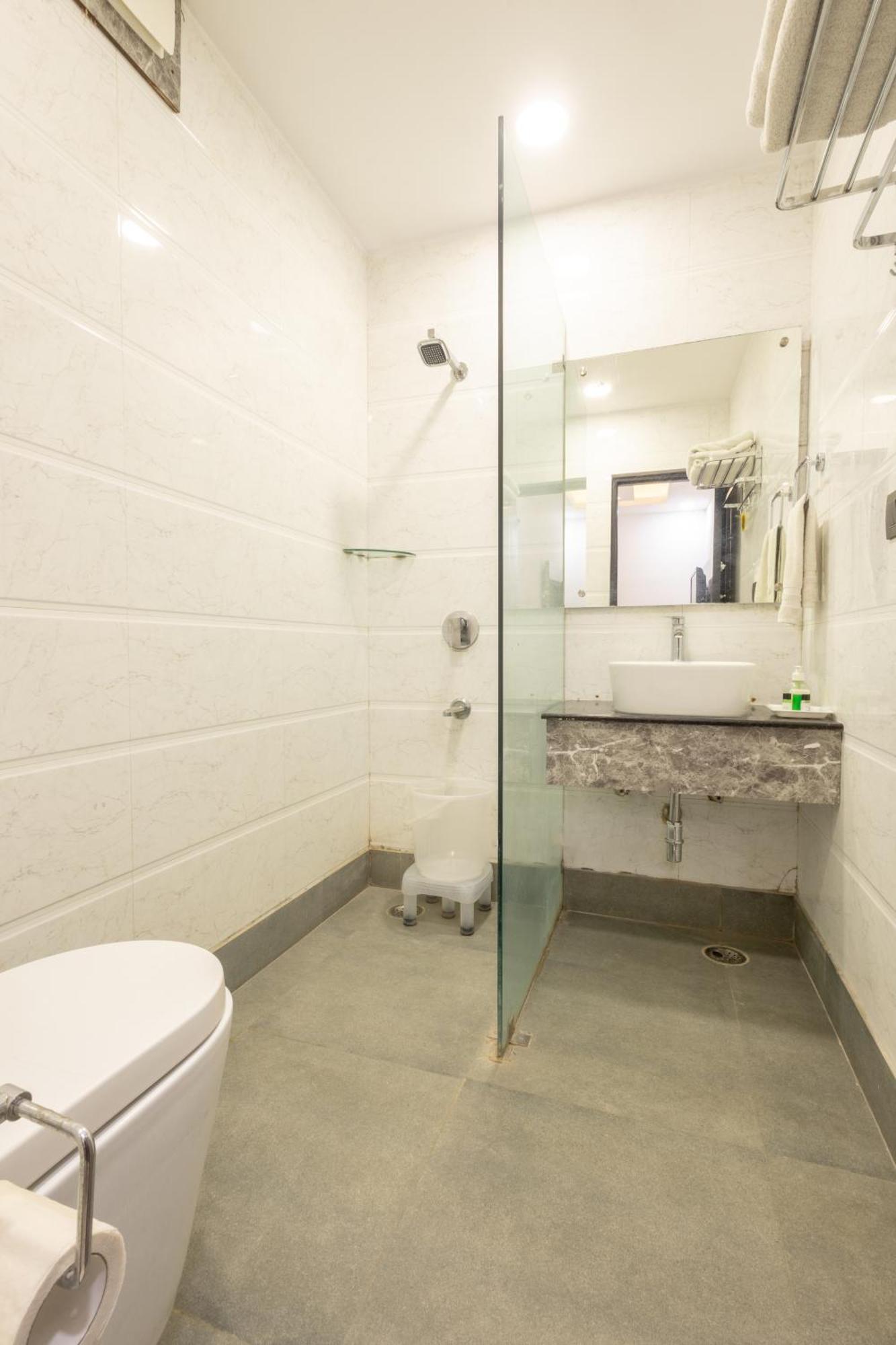 Hotel Cosmo Near Blk Hospital Karol Bagh Delhi  Ngoại thất bức ảnh