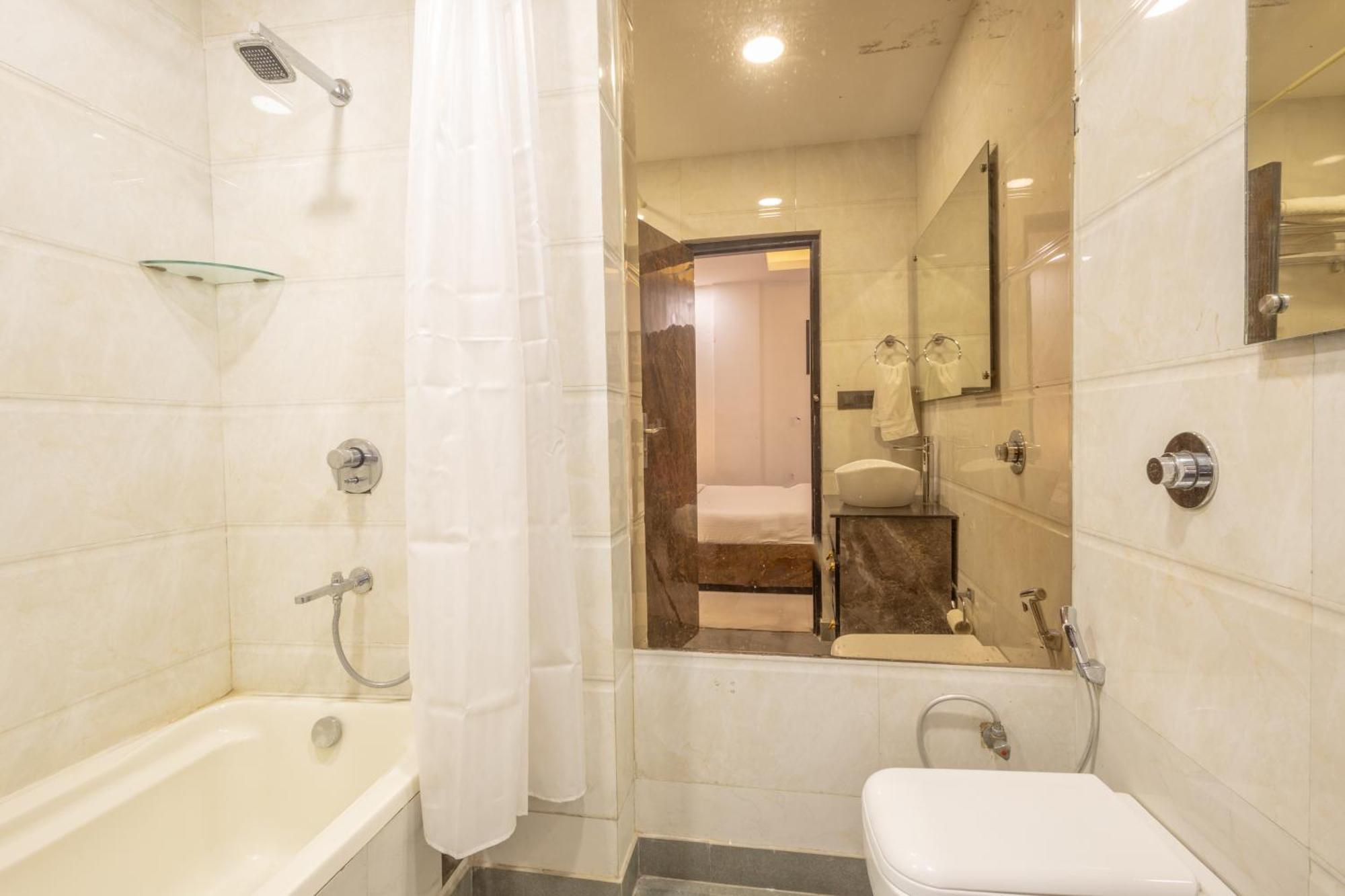 Hotel Cosmo Near Blk Hospital Karol Bagh Delhi  Ngoại thất bức ảnh